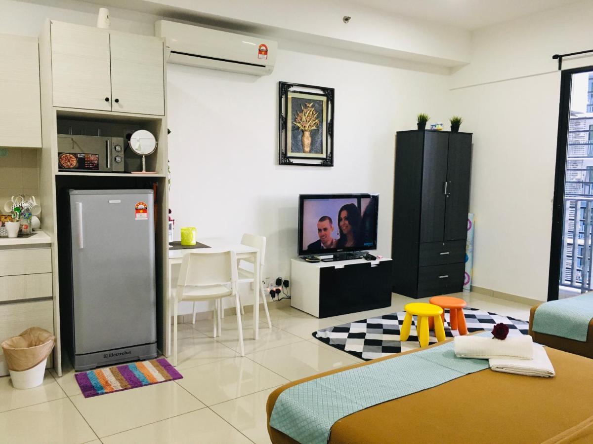 D'Gunduls Homestay Studio By Dgh I-City Shah Alam Zewnętrze zdjęcie
