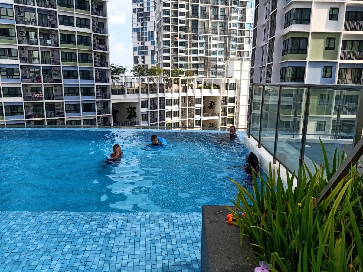 D'Gunduls Homestay Studio By Dgh I-City Shah Alam Zewnętrze zdjęcie